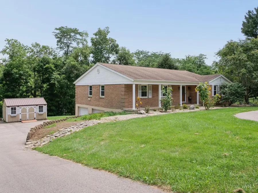 6215 Greenbud Drive, Goshen, OH 45122 - #2