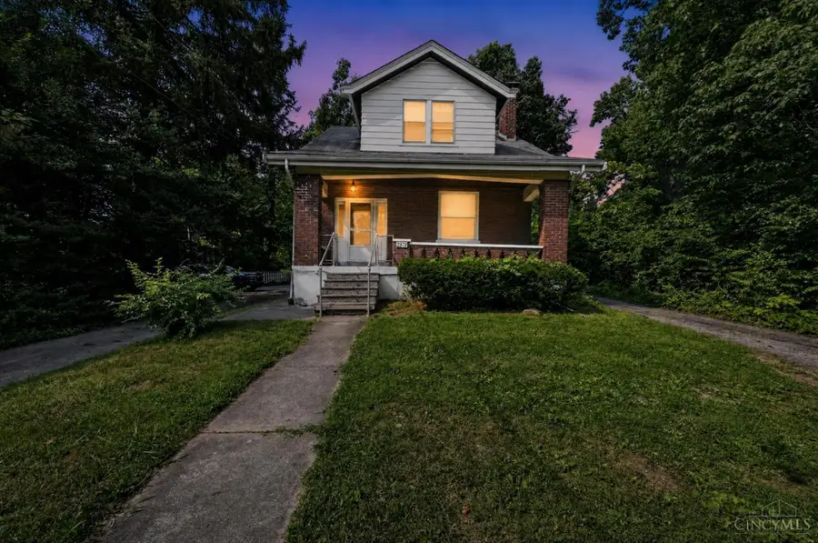 2874 Montana Avenue, Cincinnati, OH 45211 - #2