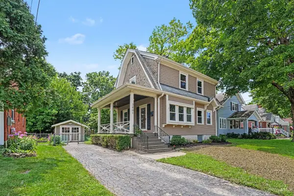 3801 S Berkley Circle, Silverton, OH 45236