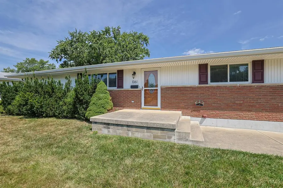 1061 Cottage Court Drive, Fairborn, OH 45324 - #3
