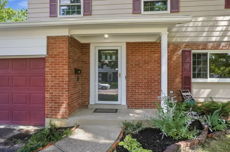 9062 Fontainebleau Terrace, Cincinnati, OH 45231 - #3