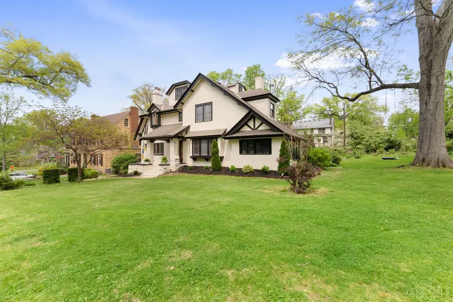 3936 Red Bud Avenue, Cincinnati, OH 45229 - #2