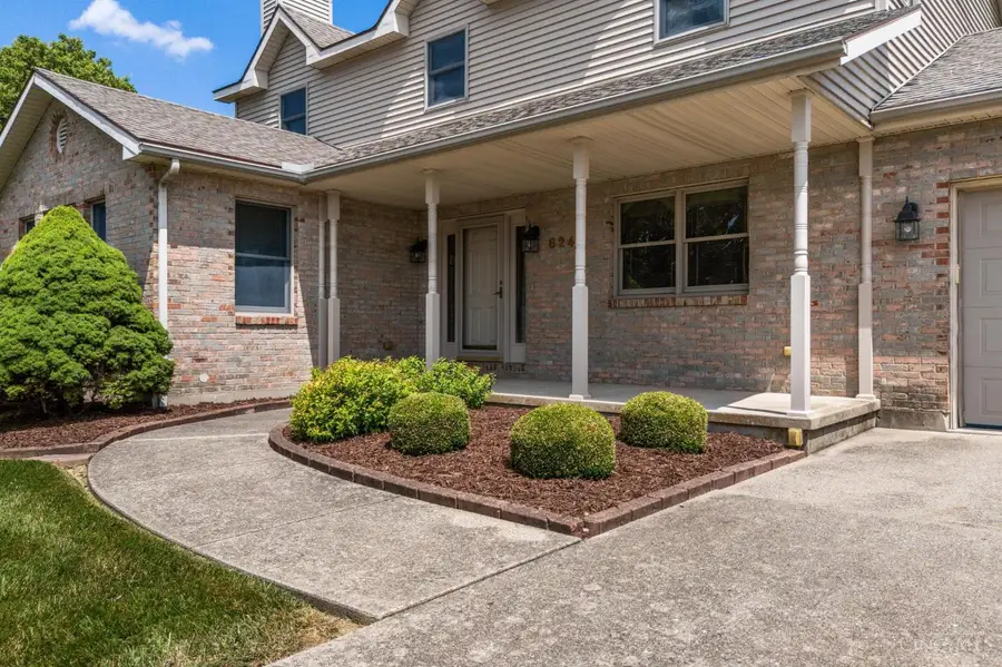 824 Kelly Drive, Wilmington, OH 45177 - #2