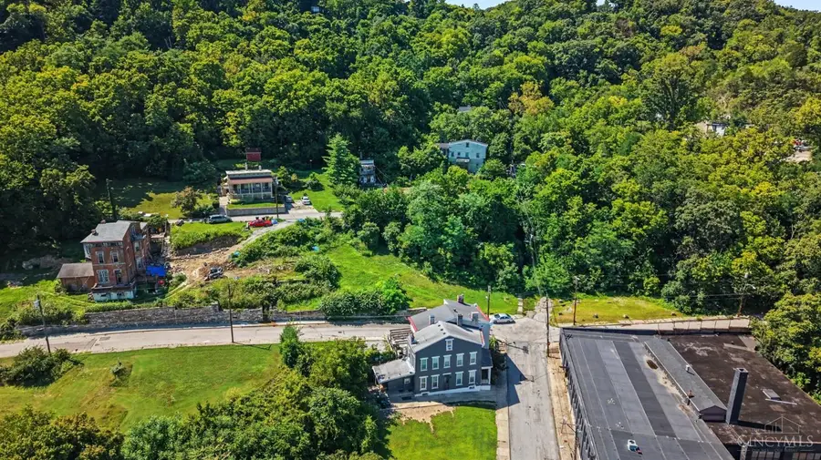 323 Mount Hope Avenue, Cincinnati, OH 45204 - #2