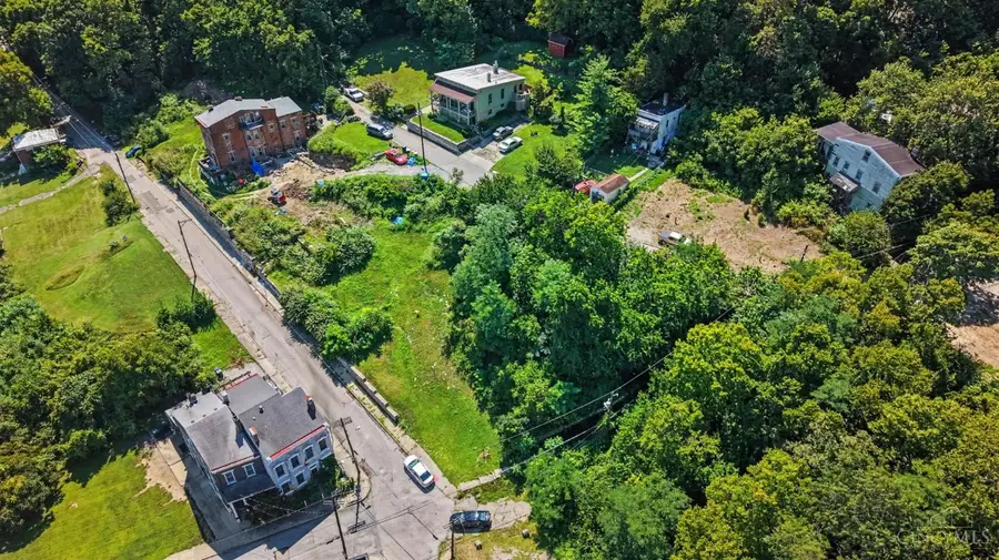 323 Mount Hope Avenue, Cincinnati, OH 45204 - #3