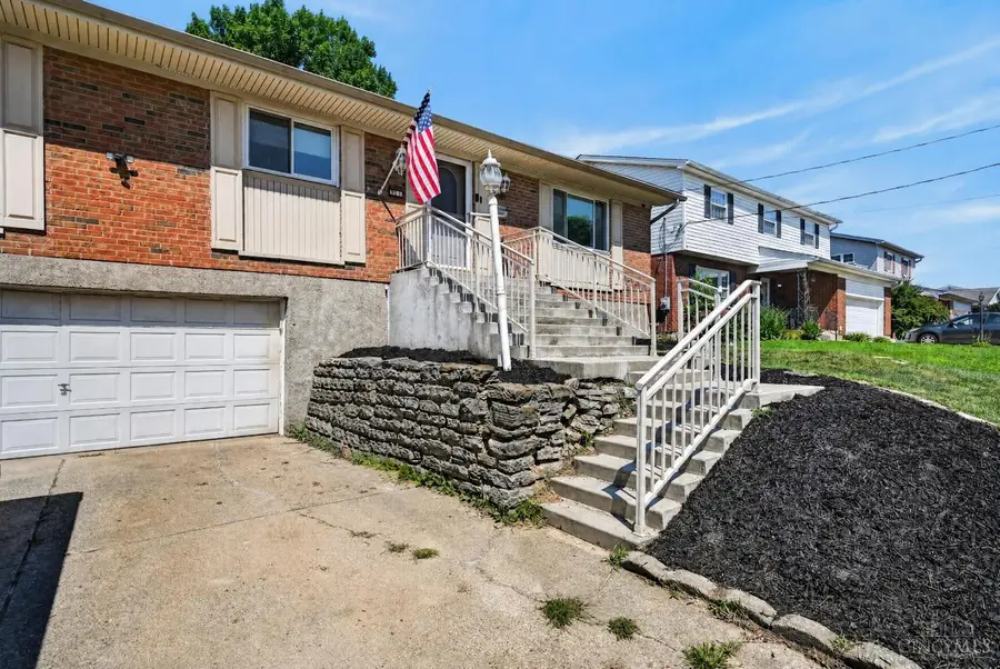 511 Milgin Drive, Delhi, OH 45238 - #2