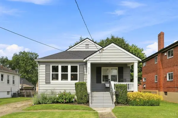 7117 Delaware Avenue, Deer Park, OH 45236