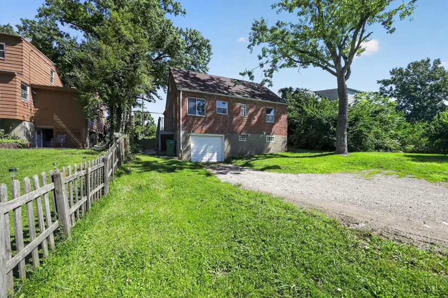 1263 W Galbraith Road, Cincinnati, OH 45231 - #3