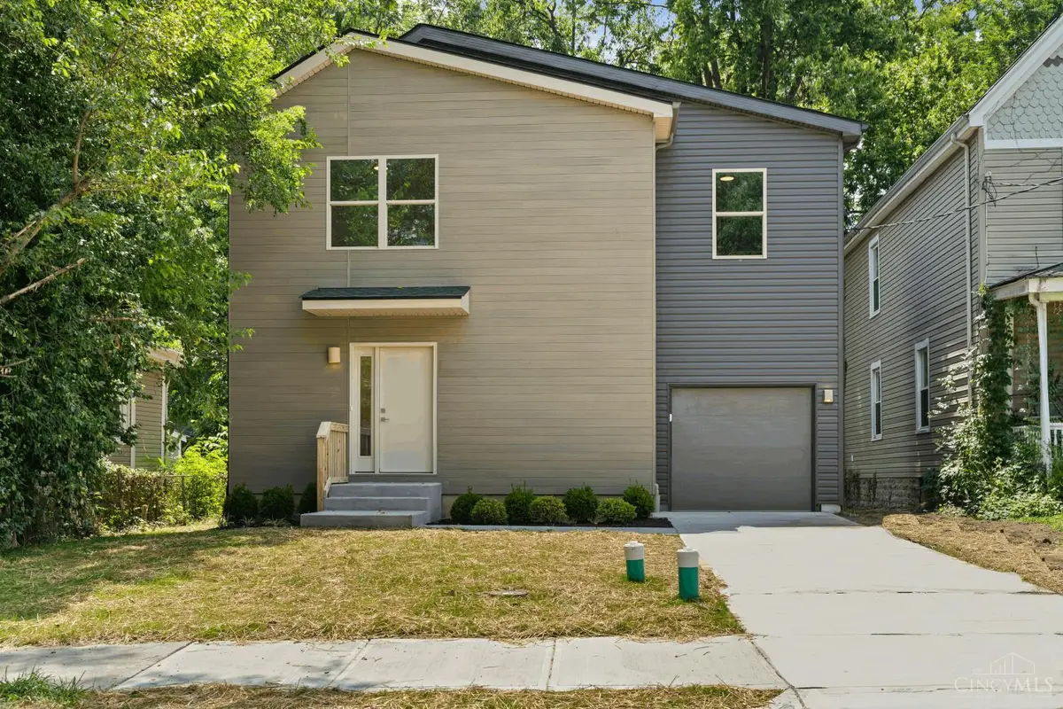 1869 Kinney Avenue, Cincinnati, OH 45207 - #1