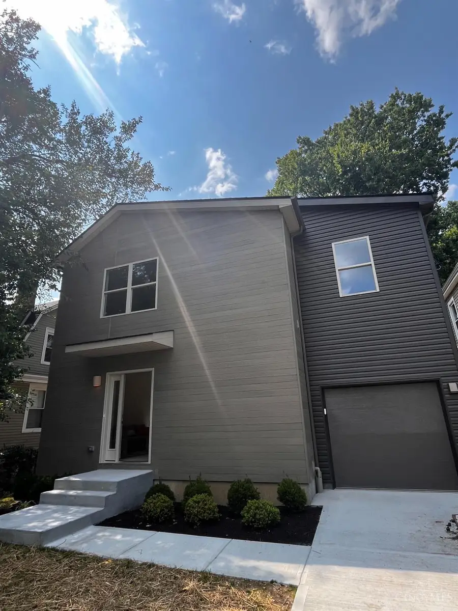 1869 Kinney Avenue, Cincinnati, OH 45207 - #3