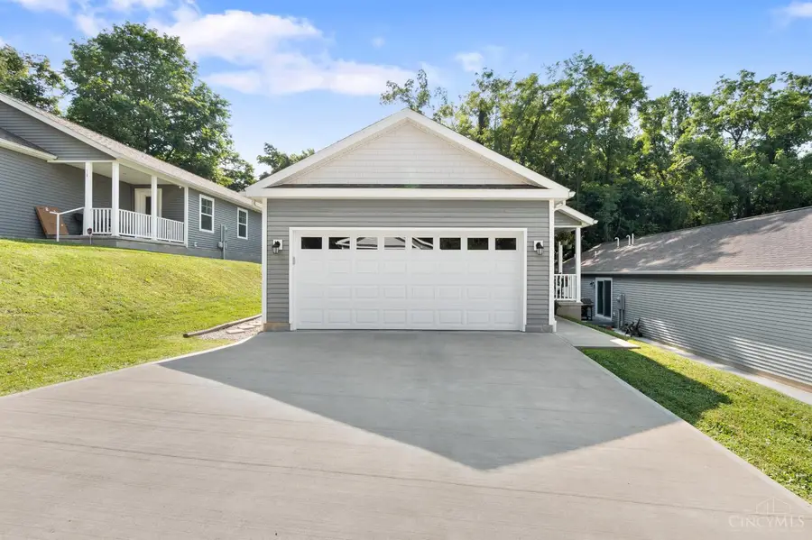 117 Springlake Avenue, Hillsboro, OH 45133 - #2