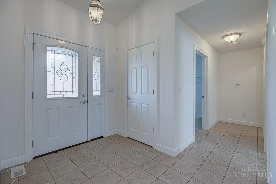 5721 Kennel Road, Trenton, OH 45067 - #2
