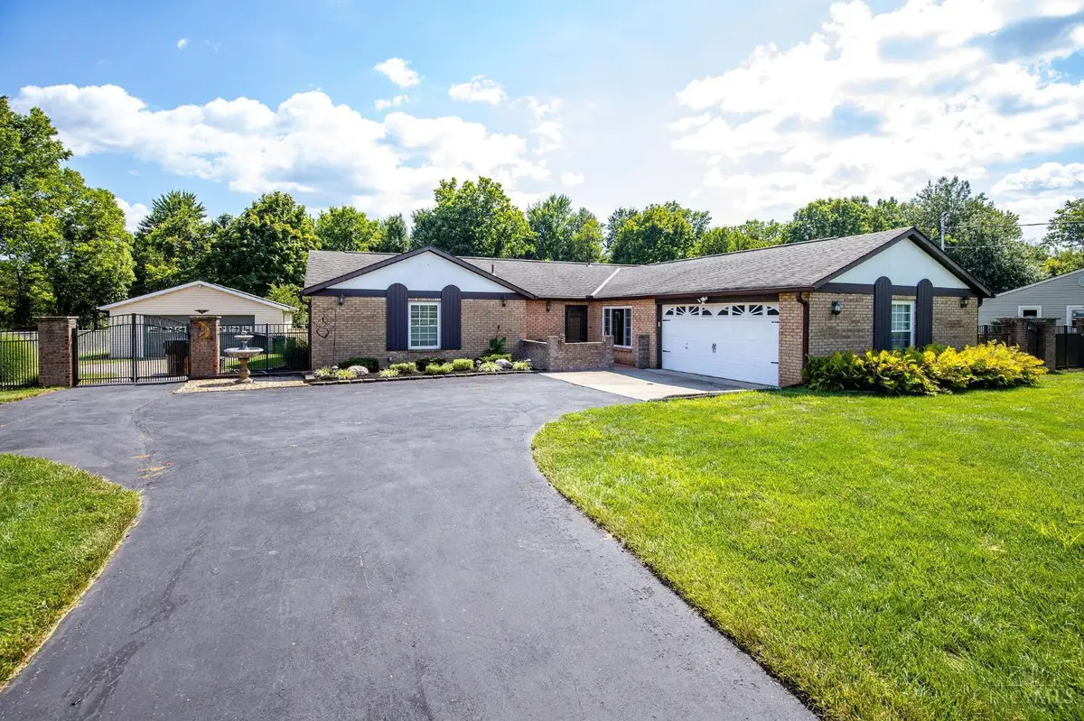 6216 Vineyard Trace, Amelia, OH 45102 - #1
