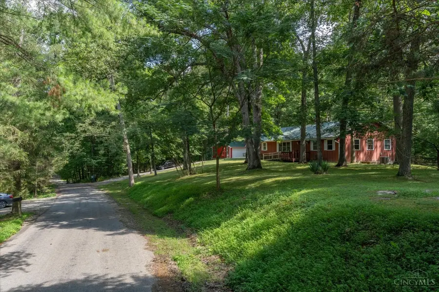 5804 Fishermans Wharf Road, Hillsboro, OH 45133 - #2