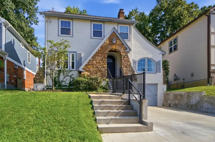3110 Kinmont Street, Cincinnati, OH 45208 - #3