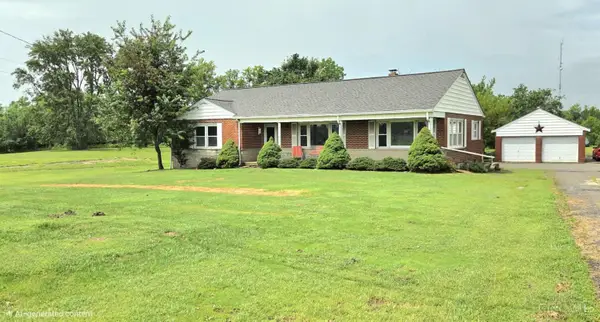 656 W Plane Street, Bethel, OH 45106