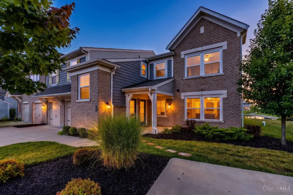 37 Old Pond Road, Springboro, OH 45066 - #1