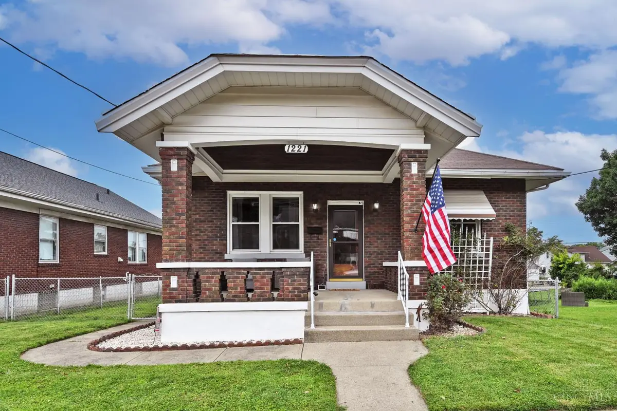 1221 Third Street, Reading, OH 45215 - #1