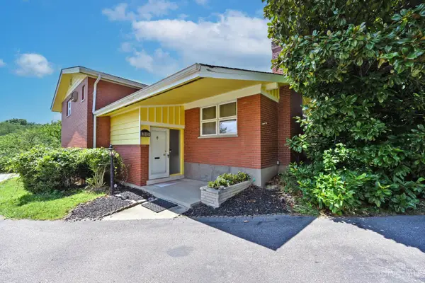 2883 West Tower. Avenue, Cincinnati, OH 45238