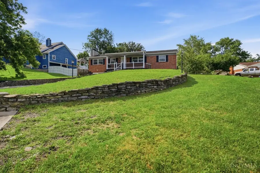 7273 Birchwood Drive, West Chester, OH 45069 - #2