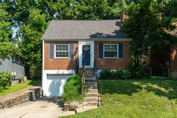 4037 Paxton Avenue, Cincinnati, OH 45209