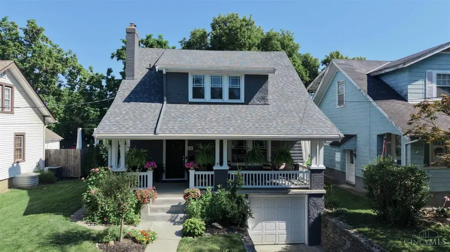 22 Hillsdale Avenue, Cincinnati, OH 45216 - #2