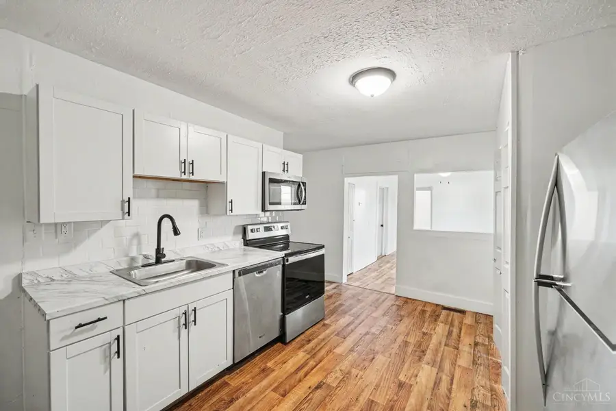 25 W Eighth Street, Manchester, OH 45144 - #3