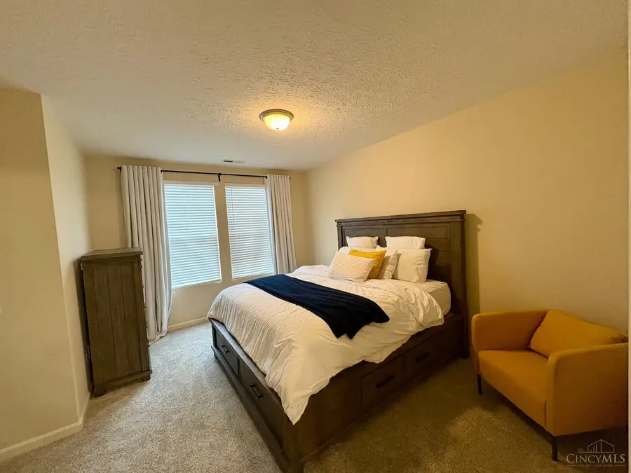 1024 Lost Crossing, Pleasant Hills, OH 45231 - #3