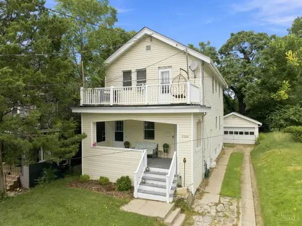 2704 Minot Avenue, Cincinnati, OH 45209