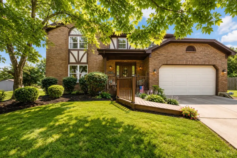 2590 Westbourne Drive, Cincinnati, OH 45248 - #3