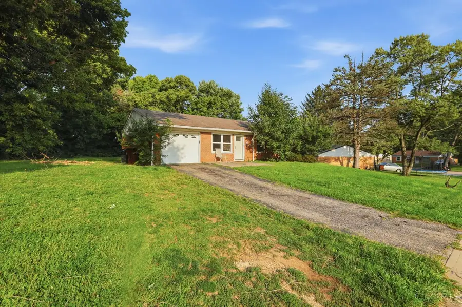 9230 Meadowglen Drive, Pleasant Hills, OH 45231 - #2