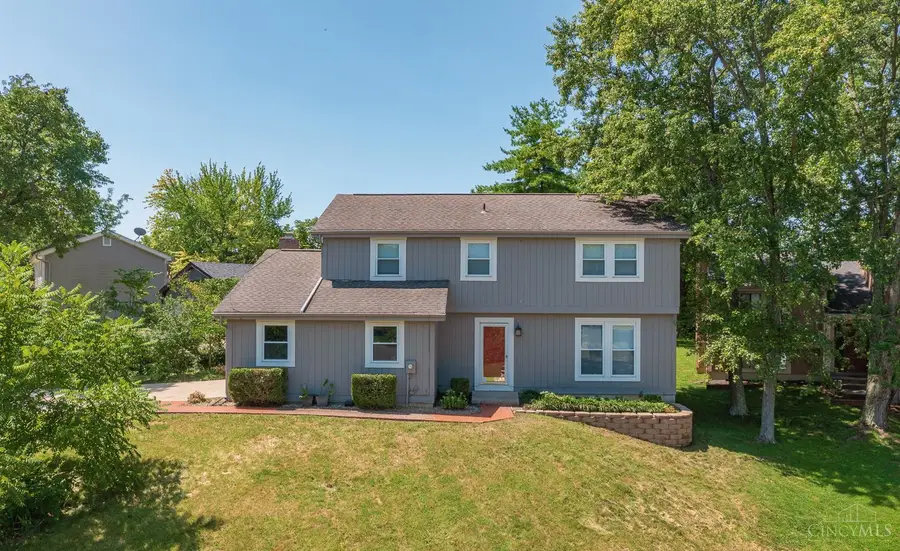 8128 Rollingwood Way, West Chester, OH 45069 - #2