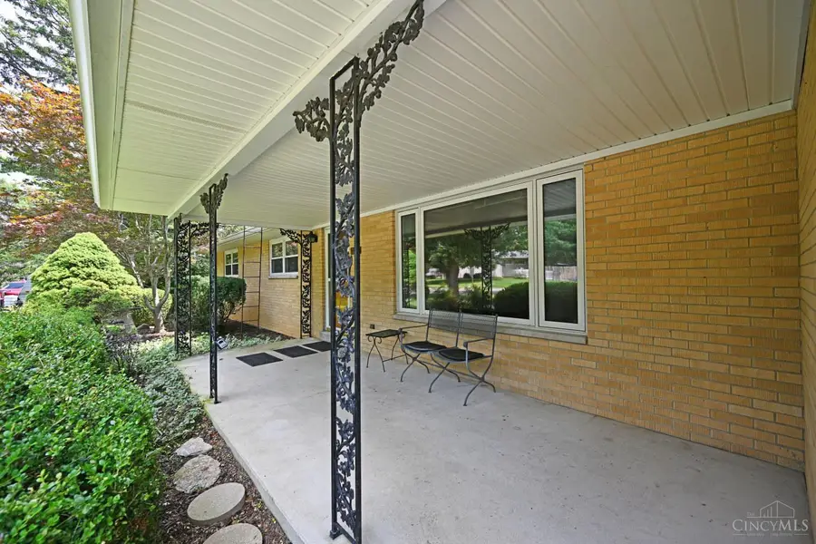 411 Pamela Drive, Oxford, OH 45056 - #3