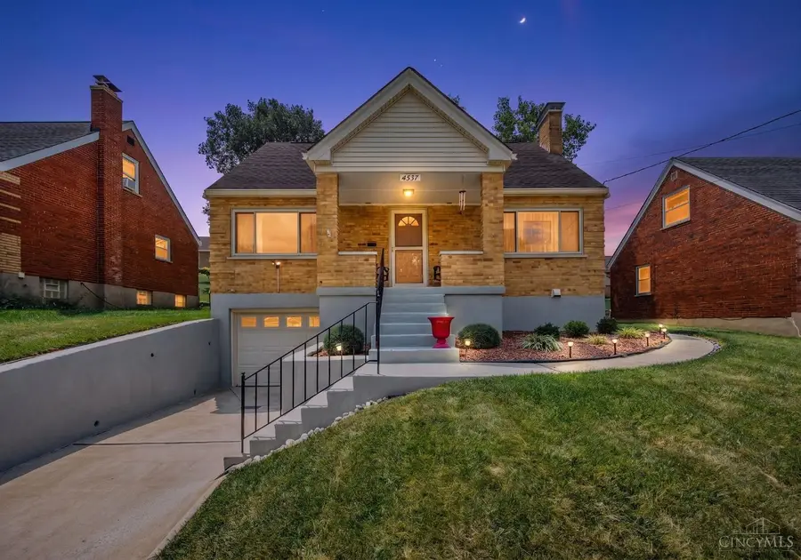 4337 St Martins Place, Cheviot, OH 45211 - #2