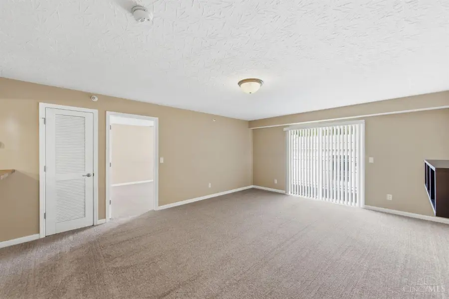 3383 Emerald Lakes Drive #2D, Monfort Heights, OH 45211 - #3
