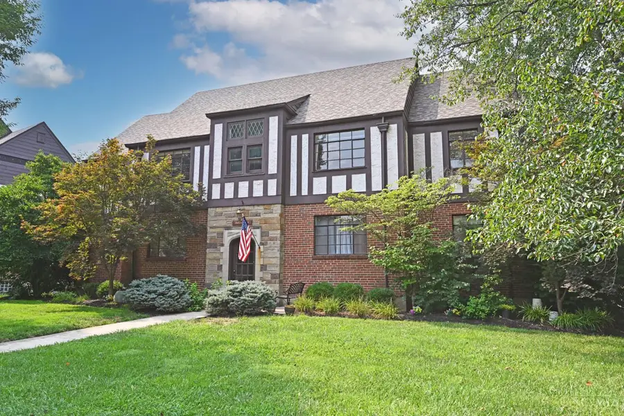 3731 E Center, Cincinnati, OH 45227 - #2