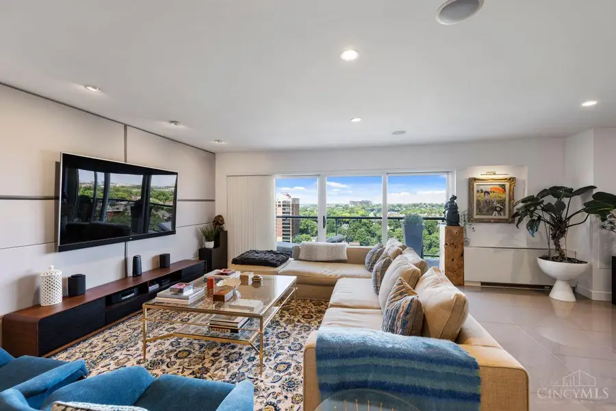 2200 Victory Parkway #2104, Cincinnati, OH 45026 - #3