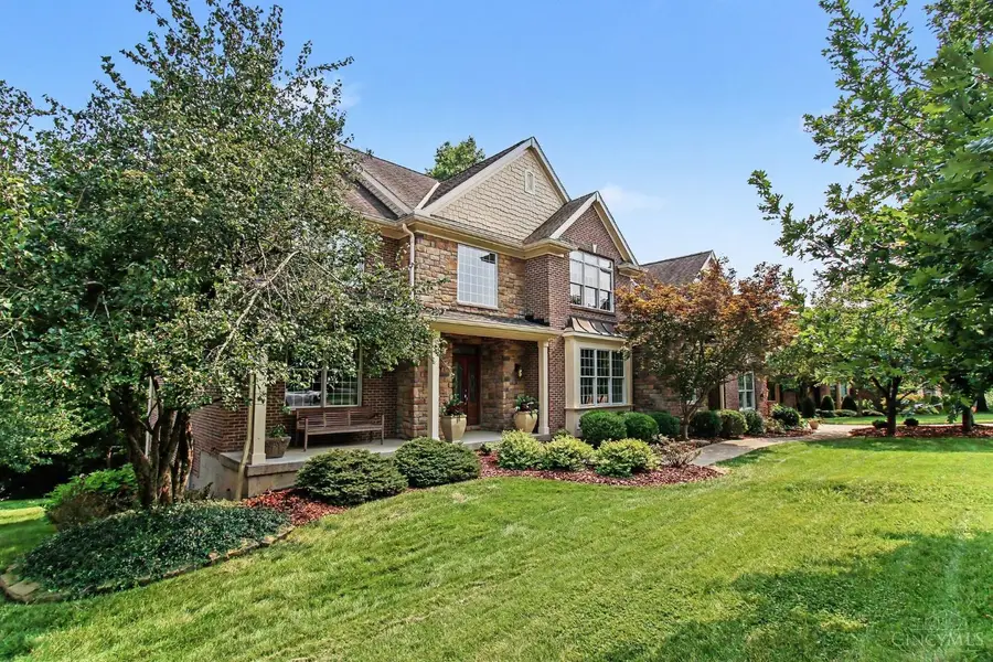 6311 Mercers Pointe Drive, Turpin Hills, OH 45244 - #2