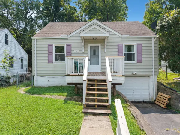 1742 Ashbrook Drive, Cincinnati, OH 45238