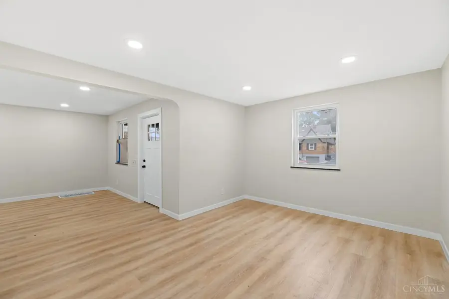6025 Connecticut Court, Cincinnati, OH 45224 - #3