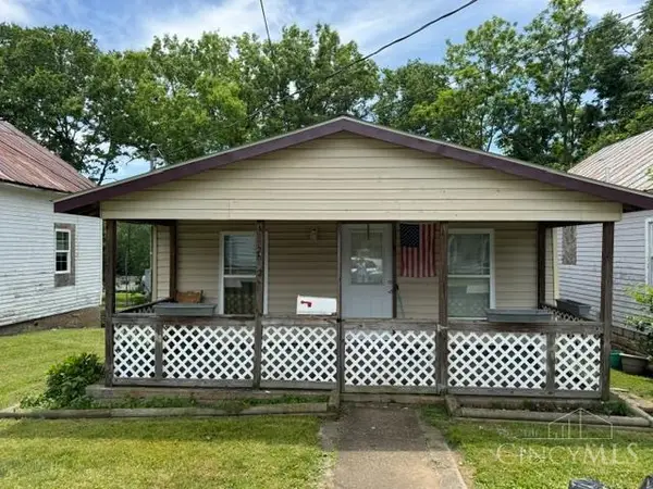 520 E Seventh Street, Manchester, OH 45144