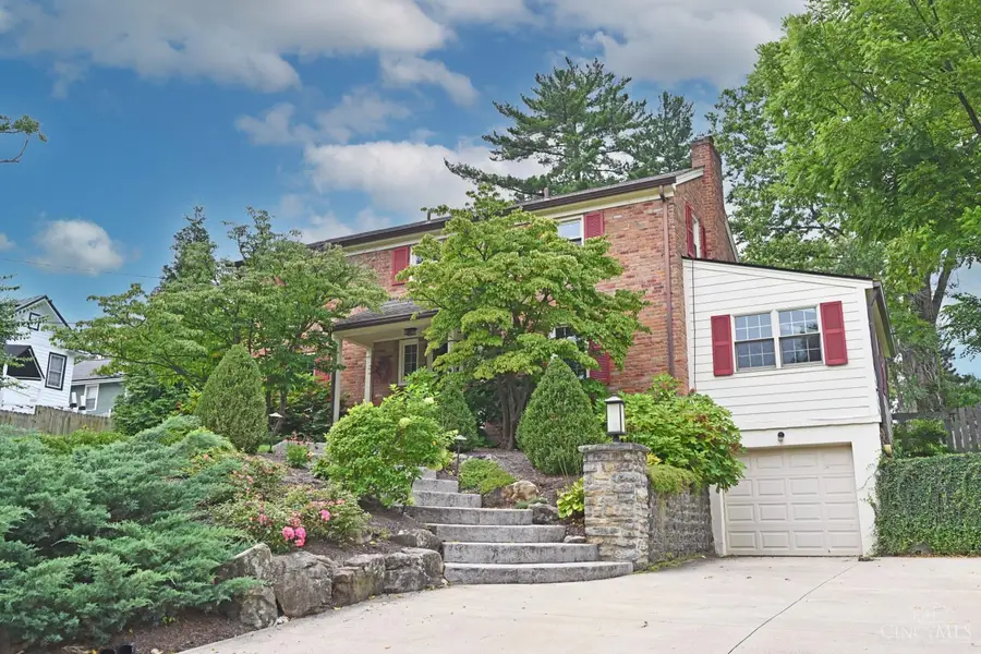 6337 Kincaid Road, Cincinnati, OH 45213 - #3