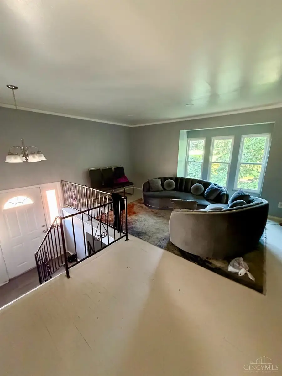6230 Ridgeacres Drive #J1, Golf Manor, OH 45237 - #2