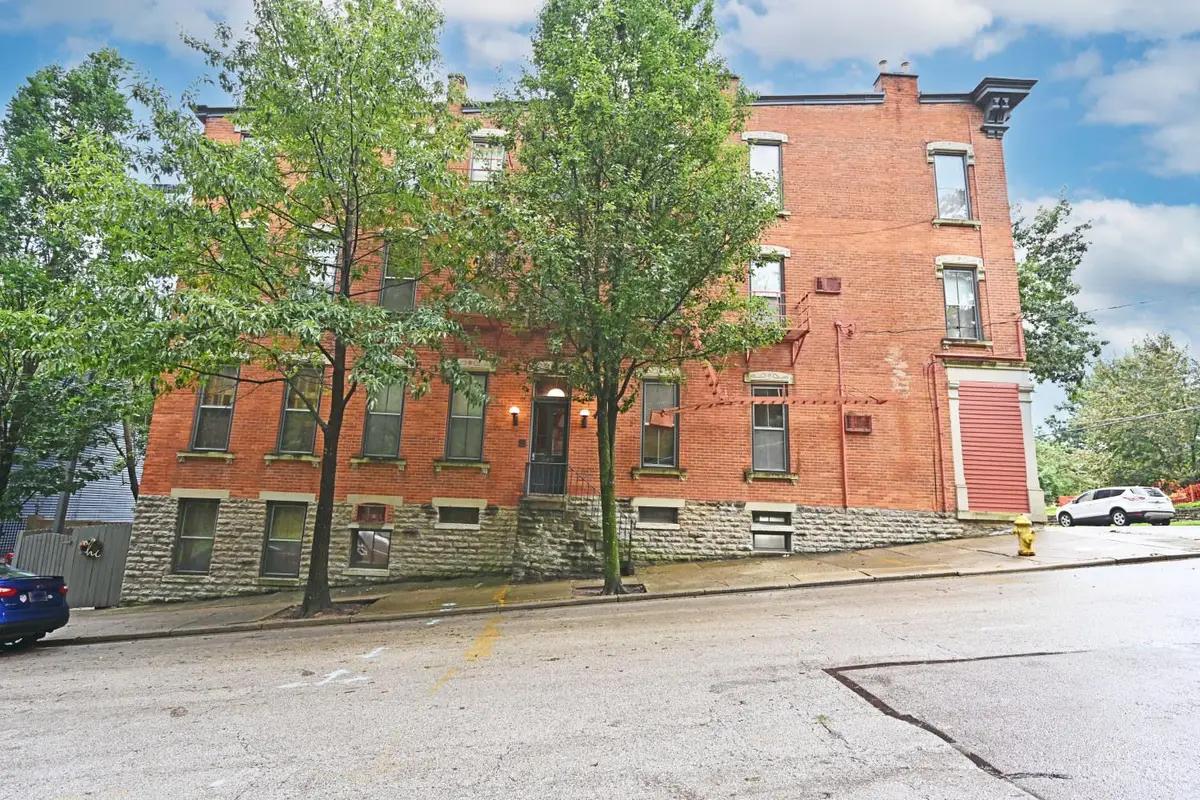 945 Parkside Place, Cincinnati, OH 45202 - #1