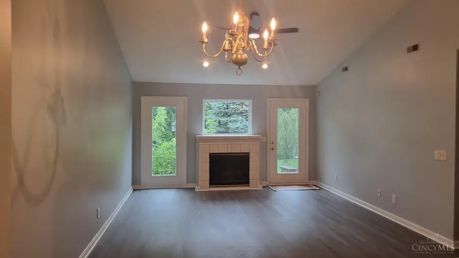 210 Elmwood Drive, Springboro, OH 45066 - #2