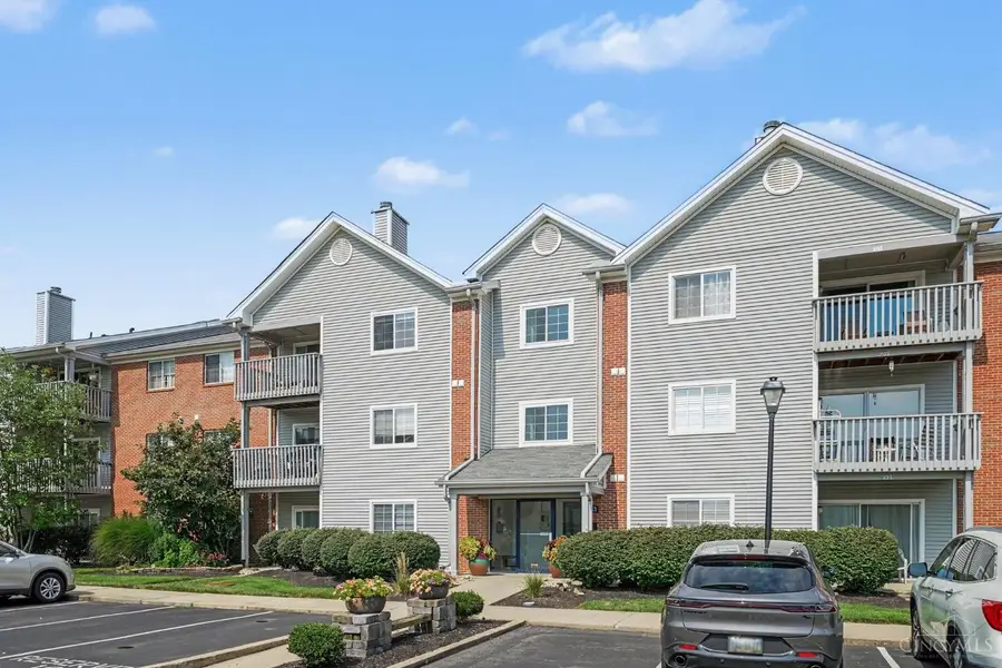 7343 Ridgepoint Drive #310, Cincinnati, OH 45230 - #3