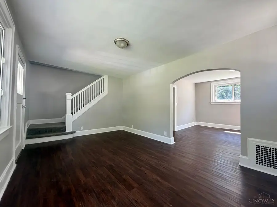 1217 Groesbeck Rd, Cincinnati, OH 45224 - #2