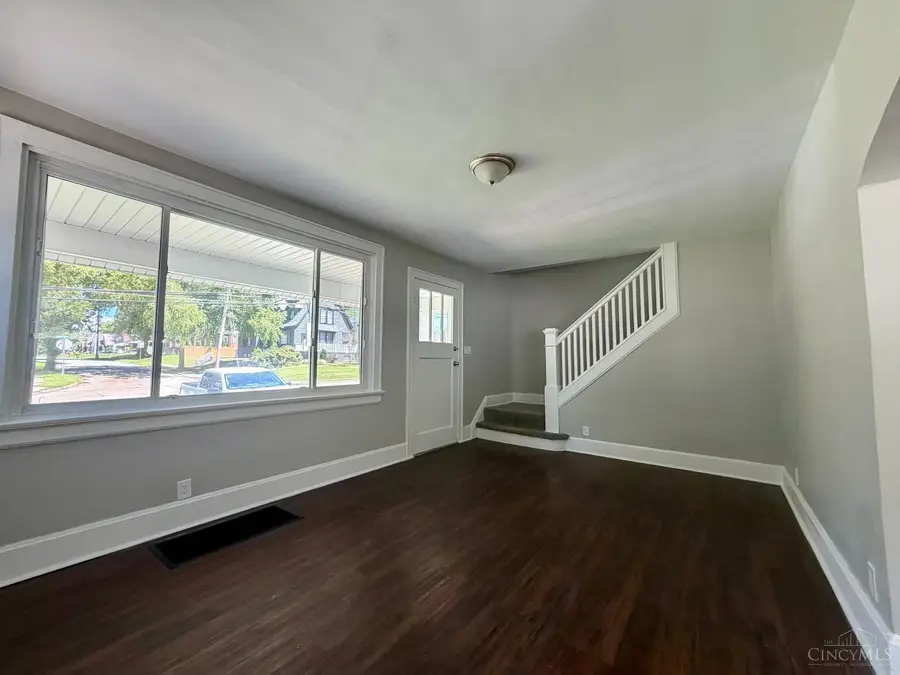 1217 Groesbeck Rd, Cincinnati, OH 45224 - #3