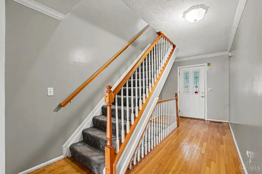 2523 Ravine Street, Cincinnati, OH 45219 - #2