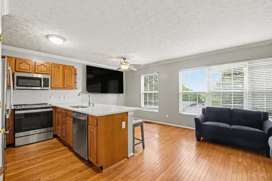 2523 Ravine Street, Cincinnati, OH 45219 - #3